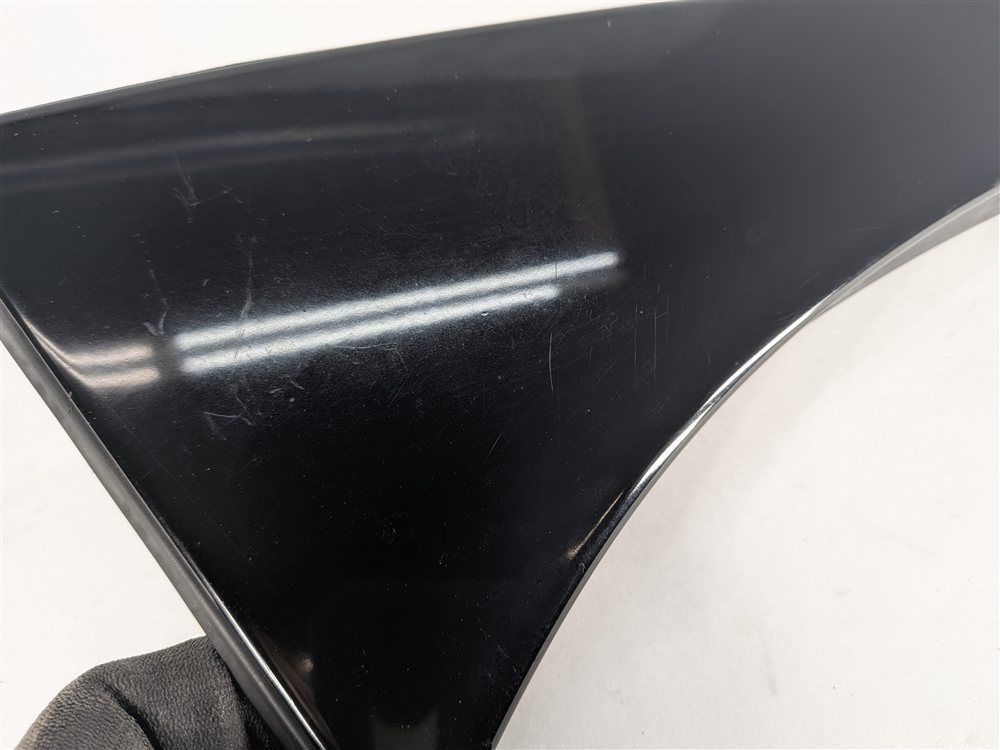 Thumbnail 6: 2015 MERCEDES GLA250 X156 REAR RIGHT SPOILER WINGLET MOLDING (White)