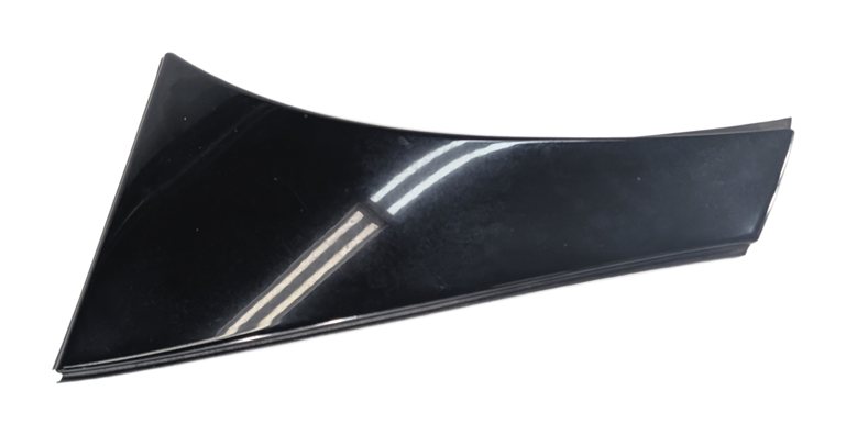 Thumbnail 2: 2015 MERCEDES GLA250 X156 REAR LEFT SPOILER WINGLET MOLDING (White)