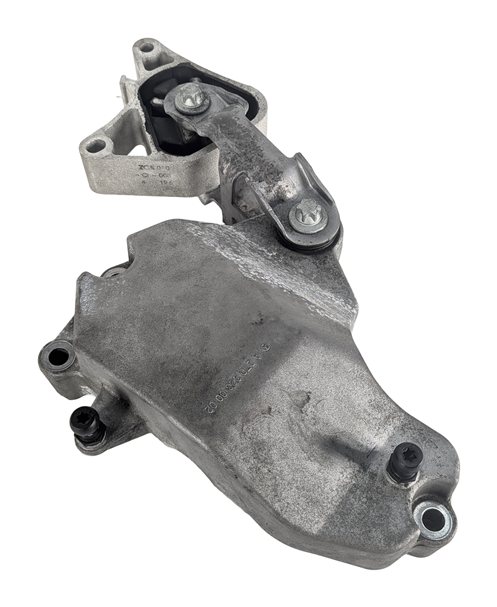 Thumbnail 3: 2015 MERCEDES GLA250 X156 2.0L 270.920 RIGHT UPPER ENGINE MOTOR MOUNT w/BRACKET