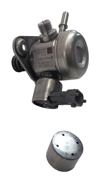 Thumbnail 2: 12-17 LR2 DISCOVERY SPORT RANGE ROVER EVOQUE (L538 L550) HIGH PRESSURE FUEL PUMP