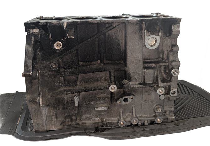 Thumbnail 2: 12-17 LAND ROVER LR2 DISCOVERY SPT EVOQUE (L538 L550) 2.0L TURBO CYLINDER BLOCK