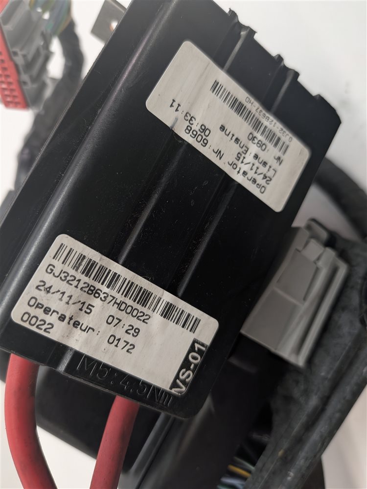 Thumbnail 8: 2016 RANGE ROVER EVOQUE (L538) 2.0L (204PT) ENGINE WIRING HARNESS w/FUSE BOX