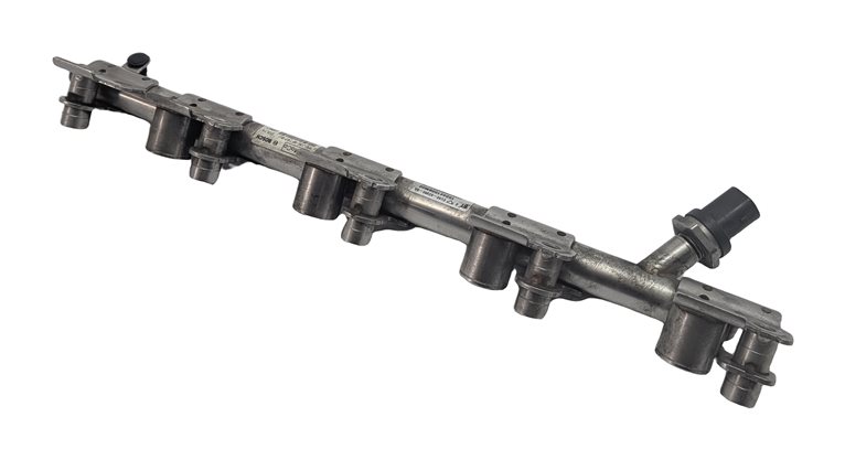 2016 RANGE ROVER EVOQUE (L538) 2.0L (204PT) ENGINE FUEL INJECTION RAIL