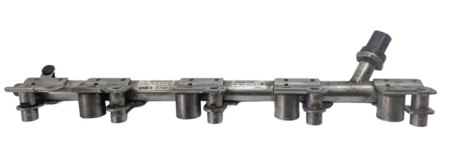 Thumbnail 2: 2016 RANGE ROVER EVOQUE (L538) 2.0L (204PT) ENGINE FUEL INJECTION RAIL