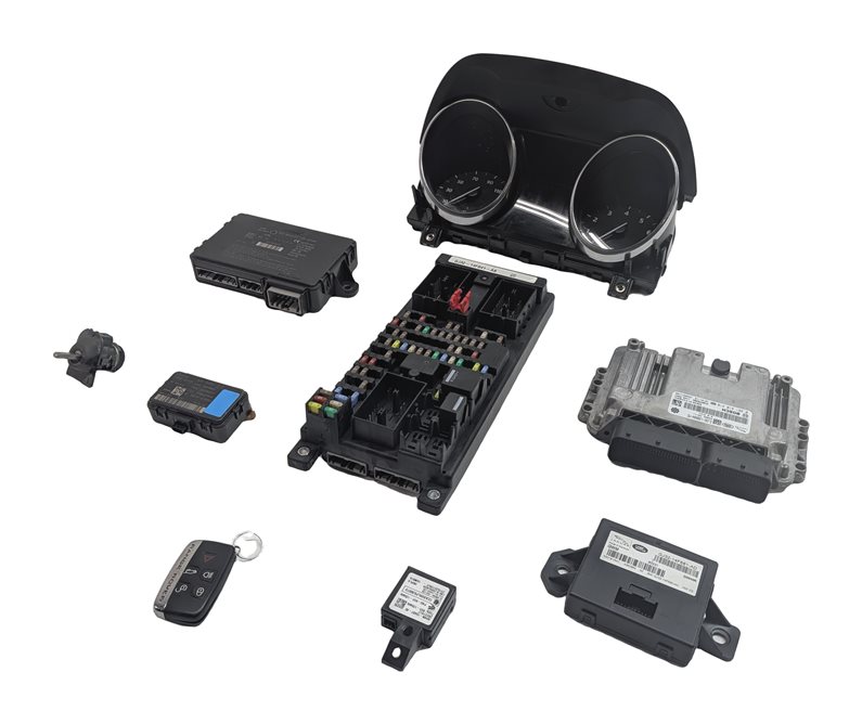 Thumbnail 1: 2016 ROVER EVOQUE (L538) 2.0L ENGINE MPH ECM BCM CLUSTER GATEWAY MODULE KEY SET