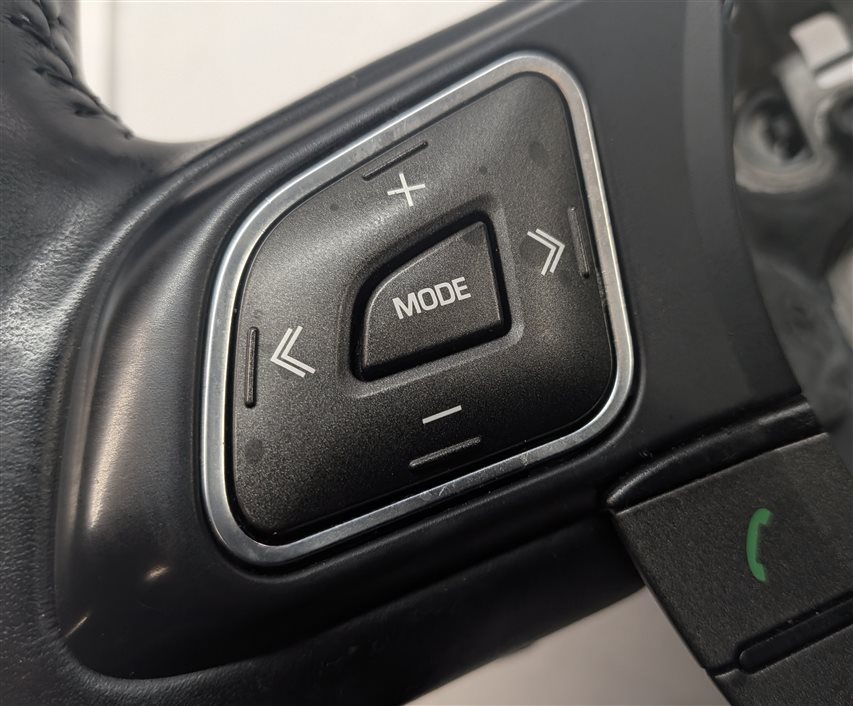 Thumbnail 8: 12-19 RANGE ROVER EVOQUE (L538) DRIVER HEATED SPORT STEERING w/ SWITCH BUTTONS