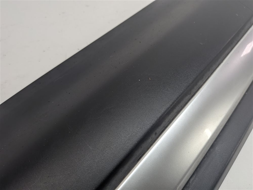 Thumbnail 11: 12-19 ROVER EVOQUE (L538) FRONT RIGHT PASSENGER LOWER DOOR TRIM MOULDING (BLACK)