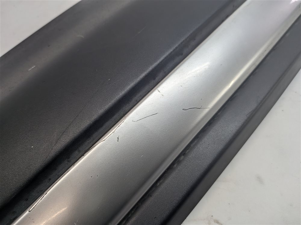Thumbnail 6: 12-19 ROVER EVOQUE (L538) FRONT RIGHT PASSENGER LOWER DOOR TRIM MOULDING (BLACK)