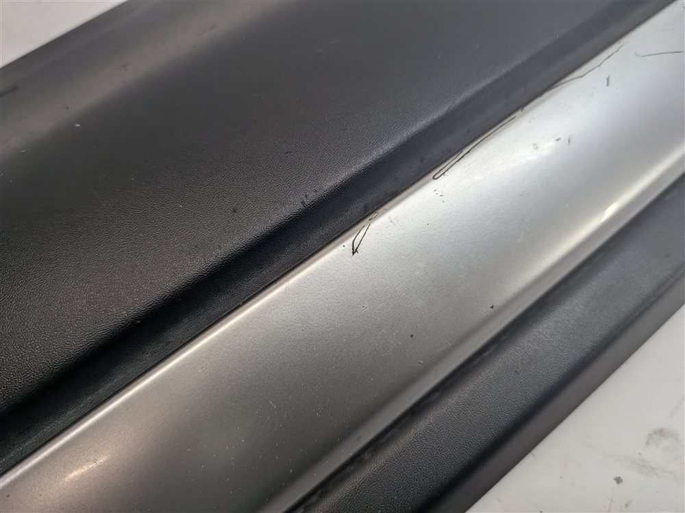 Thumbnail 7: 12-19 ROVER EVOQUE (L538) FRONT RIGHT PASSENGER LOWER DOOR TRIM MOULDING (BLACK)