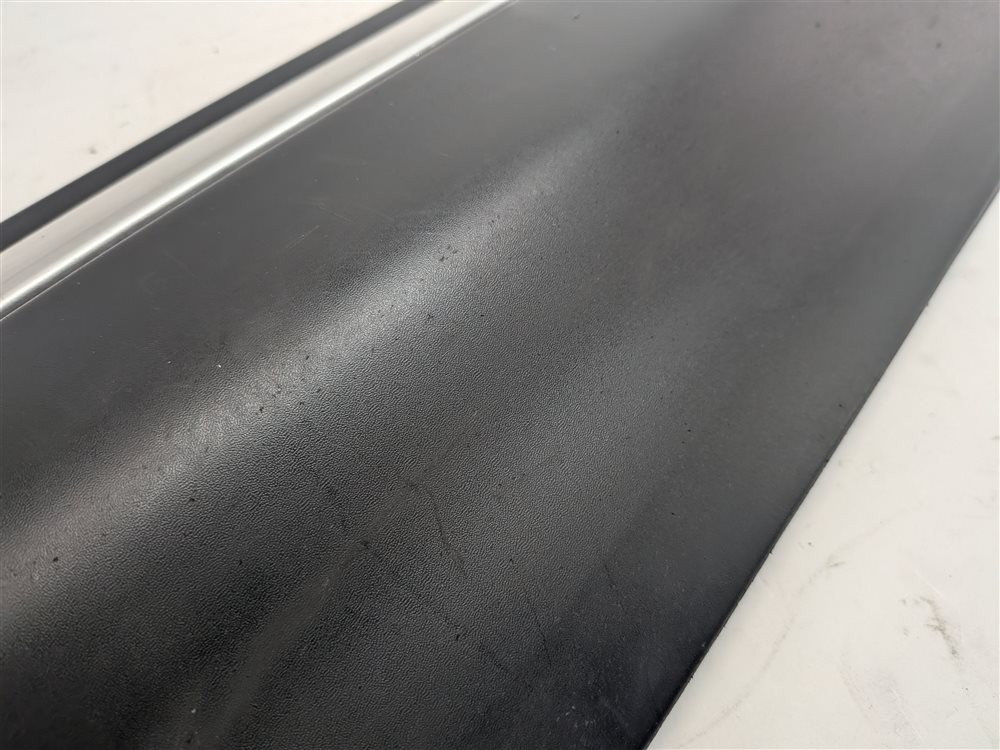 Thumbnail 9: 2012-2019 ROVER EVOQUE (L538) FRONT LEFT DRIVER LOWER DOOR TRIM MOULDING (BLACK)