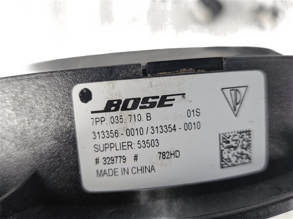 Thumbnail 6: 2013 PORSCHE CAYENNE (958) BOSE PREMIUM SOUND SYSTEM SPEAKER SET