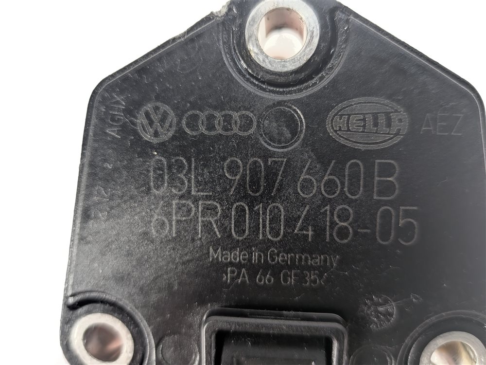 Thumbnail 4: 2013 PORSCHE CAYENNE (958) 3.6L VR6 ENGINE OIL LEVEL SENSOR