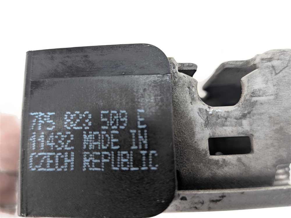 Thumbnail 4: 2013 PORSCHE CAYENNE (958) FRONT HOOD LID LOCK LATCH