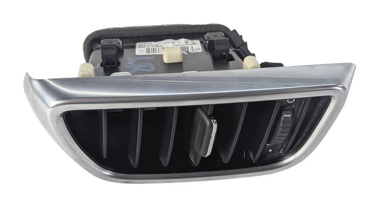 Thumbnail 3: 2013 PORSCHE CAYENNE (958) REAR CENTER CONSOLE LEFT AIR AC VENT (Black)
