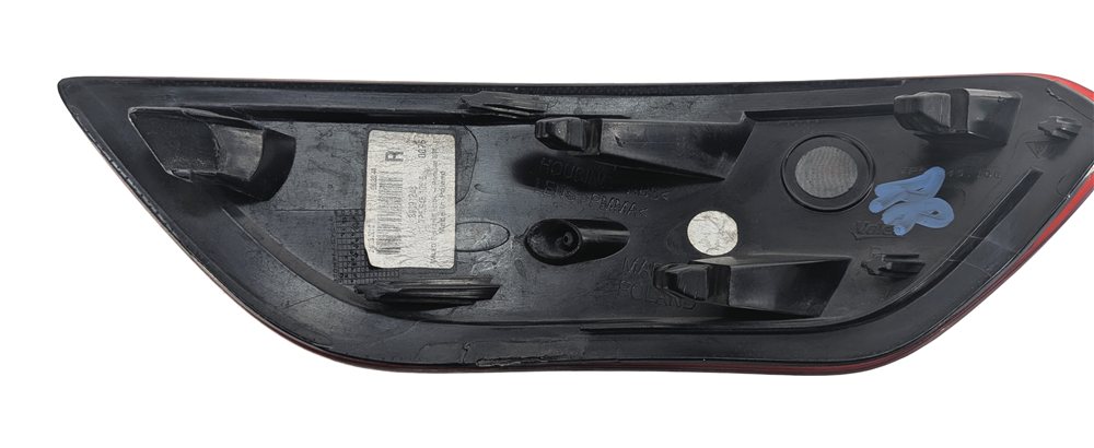Thumbnail 2: 2013 PORSCHE CAYENNE (958) REAR RIGHT BUMPER REFLECTOR LIGHT MARKER