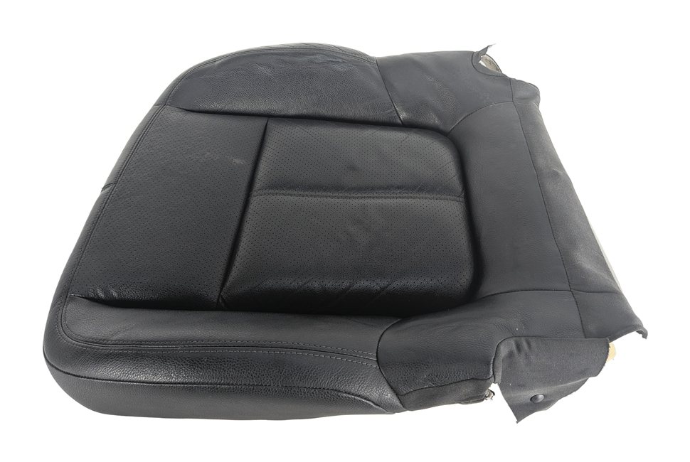 Thumbnail 4: 2013 PORSCHE CAYENNE (958) FRONT RIGHT LOWER SEAT BOTTOM CUSHION HEATED (Black)