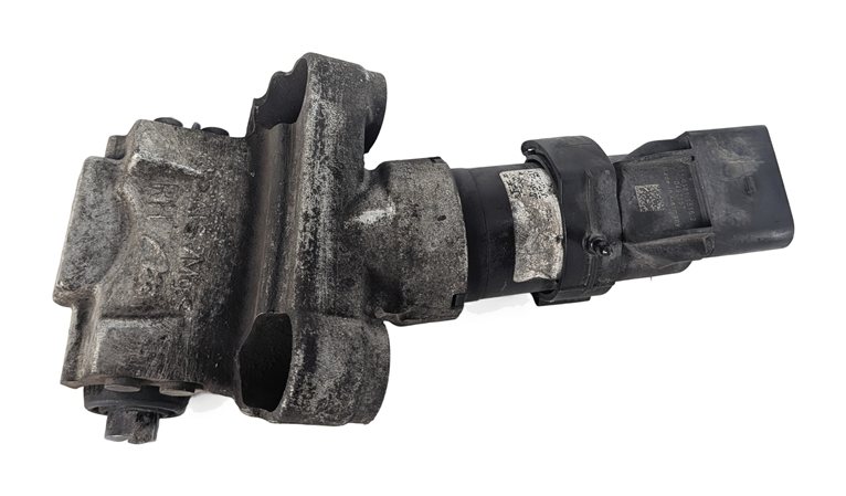 Thumbnail 3: 2013 PORSCHE CAYENNE (958) REAR RIGHT ELECTRONIC PARKING BRAKE ACTUATOR MOTOR