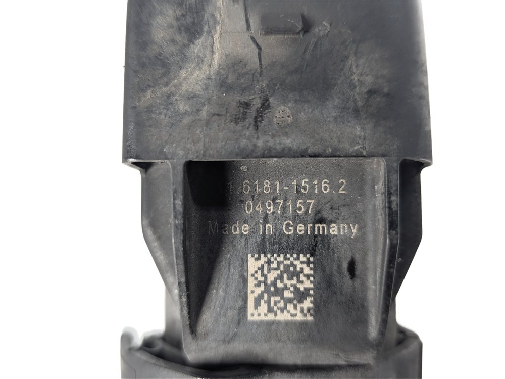 Thumbnail 4: 2013 PORSCHE CAYENNE (958) REAR RIGHT ELECTRONIC PARKING BRAKE ACTUATOR MOTOR