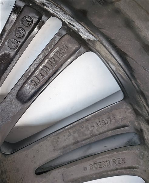 Thumbnail 4: 2017-2020 BMW 530i 540i 530e (G30) 18X8 20-SPOKE ALLOY WHEEL RIM