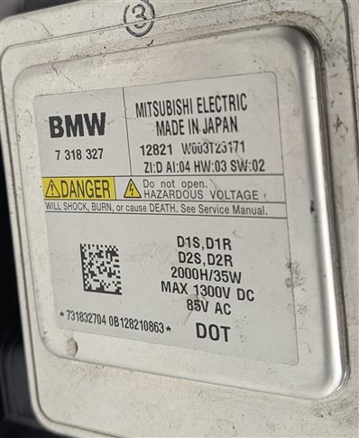 Thumbnail 5: 2011-2013 BMW 528i 535i 550i M5 (F10) RIGHT XENON HID ADAPTIVE HEADLIGHT LAMP