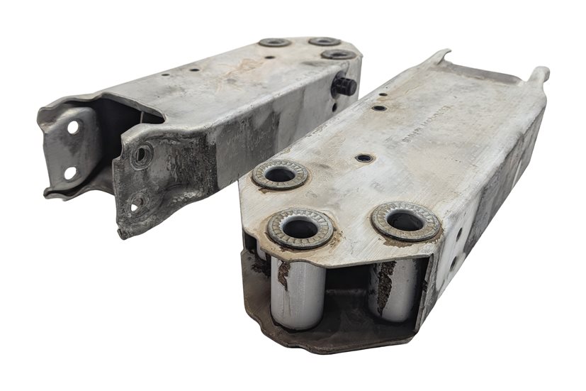 Thumbnail 3: 2011 BMW 535i (F10) FRONT LEFT & RIGHT BUMPER SUPPORT MOUNT GUIDE BRACKET SET/2