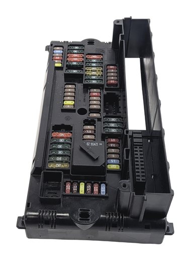 Thumbnail 2: 12-19 BMW 535i 550i 640i 650i M5 M6 (F06 F10 F12) FRONT POWER FUSE BOX RELAY