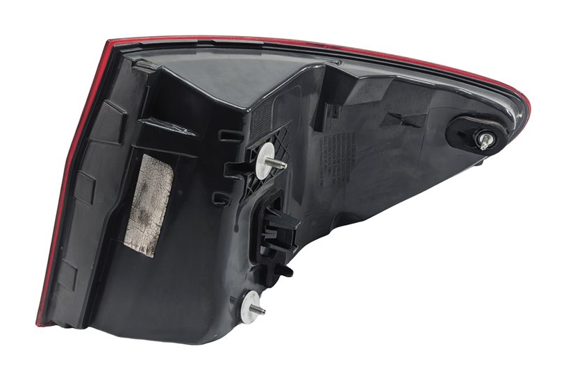 Thumbnail 4: 11-13 BMW 528i 535i 550i M5 (F10) REAR LEFT DRIVER OUTER TAILLIGHT BRAKE LAMP