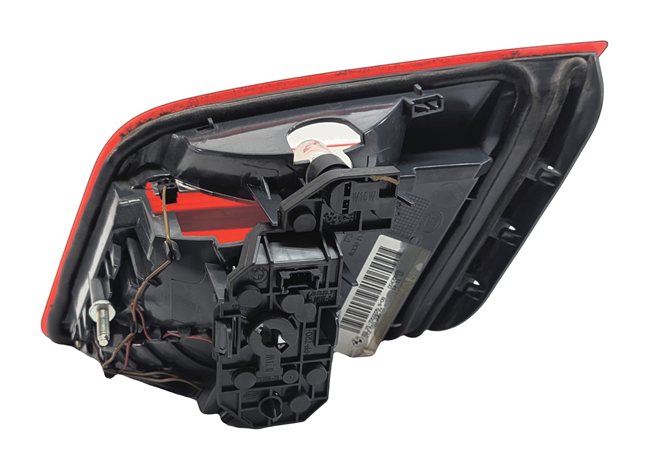 Thumbnail 5: 11-13 BMW 528i 535i 550i M5 (F10) REAR LEFT DRIVER INNER TRUNK TAILLIGHT LAMP