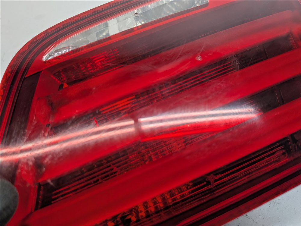 Thumbnail 10: 11-13 BMW 528i 535i 550i M5 (F10) REAR RIGHT PASSENGER INNER TRUNK TAILLIGHT
