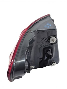 Thumbnail 4: 11-13 BMW 528i 535i 550i M5 (F10) REAR RIGHT PASSENGER OUTER TAILLIGHT LAMP