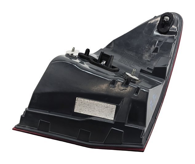 Thumbnail 7: 11-13 BMW 528i 535i 550i M5 (F10) REAR RIGHT PASSENGER OUTER TAILLIGHT LAMP