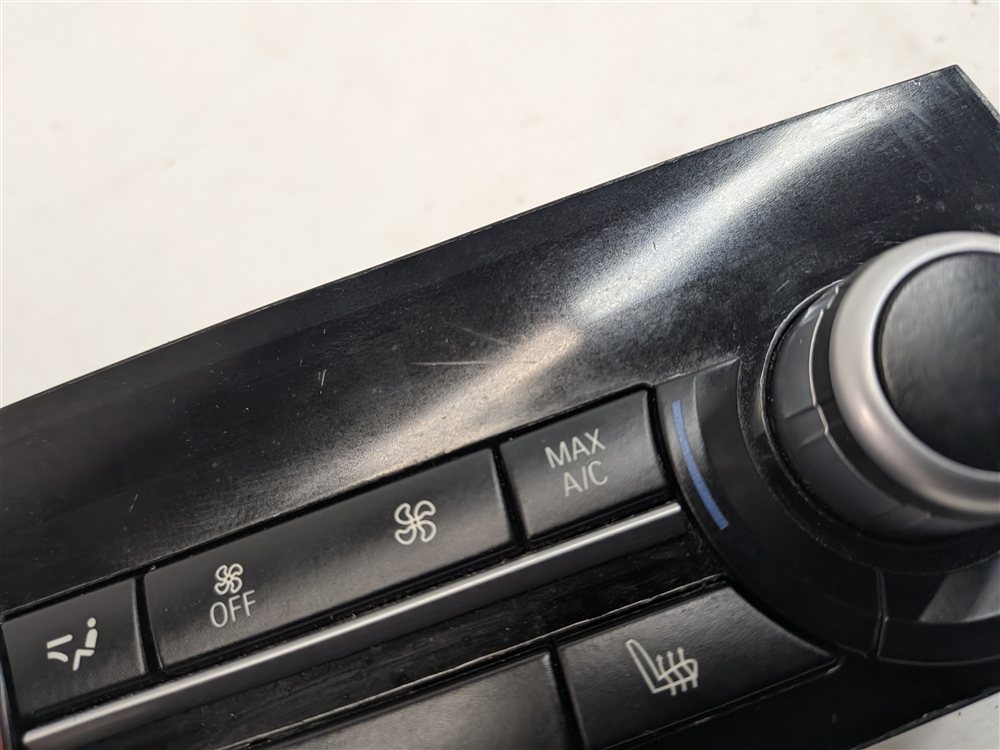 Thumbnail 8: 2010-2019 BMW 528i 535i 550i 740i 750i 760i (F01 F06 F10) REAR TEMPERATURE PANEL