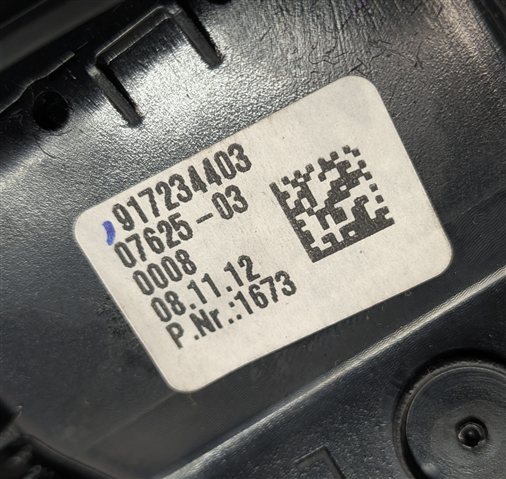 Thumbnail 7: 2013 BMW 535I (F10) HYBRID REAR CENTER CONSOLE HEAT AIR AC VENT (Black)