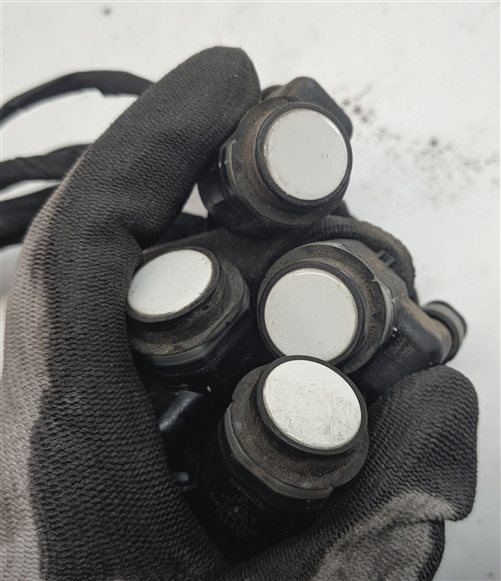 Thumbnail 5: 2013 BMW 535I (F10) REAR PARK ASSIST PDC SENSORS SET w/HARNESS (White)
