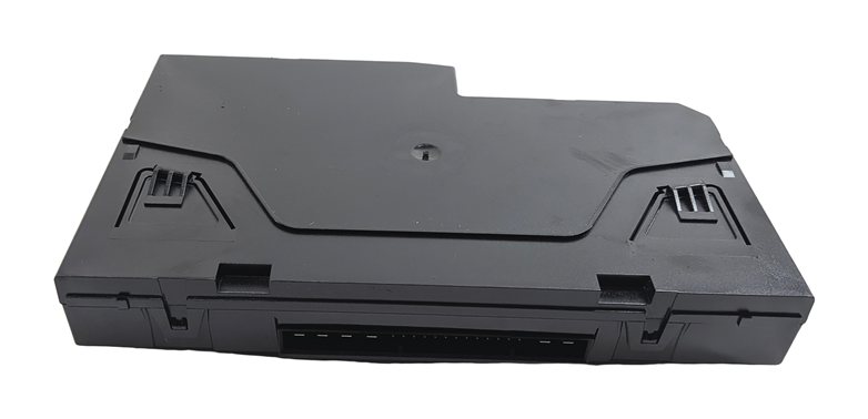 Thumbnail 4: 11-12 MERCEDES E350 E550 CLS550 (W212 W218) REAR SIGNAL ACQUISITION MODULE SAM