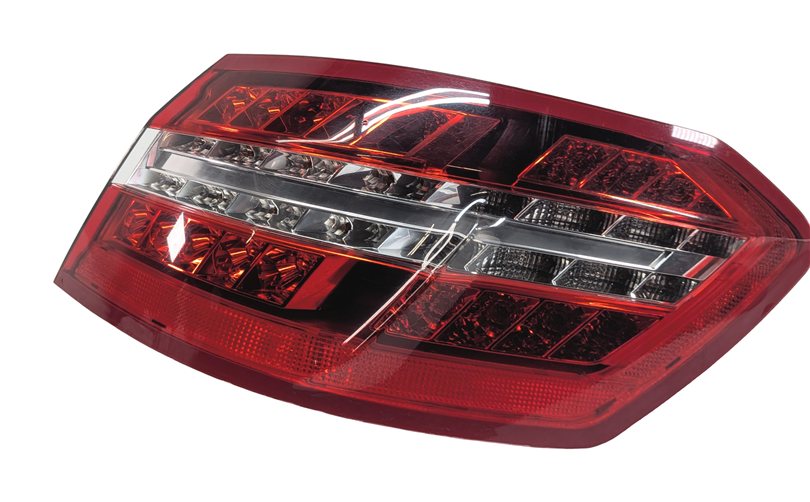 Thumbnail 3: 10-13 MERCEDES E-CLASS (W212) SEDAN RIGHT PASSENGER TAILLIGHT BRAKE LIGHT LAMP
