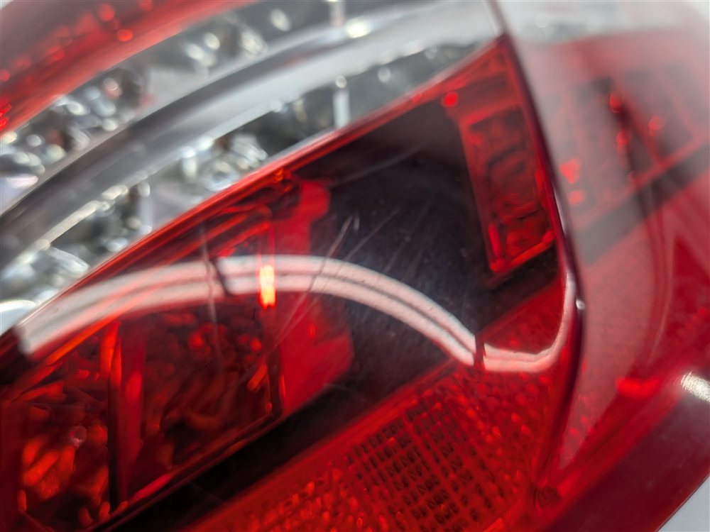 Thumbnail 9: 10-13 MERCEDES E-CLASS (W212) SEDAN RIGHT PASSENGER TAILLIGHT BRAKE LIGHT LAMP