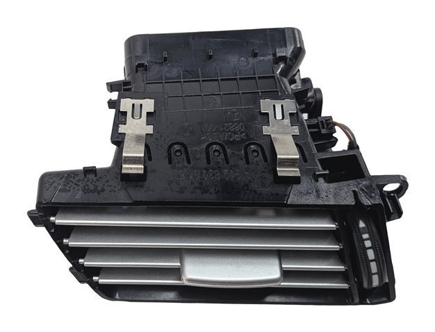 Thumbnail 3: 2012 MERCEDES E350 (W212) FRONT LEFT DRIVER DASH HEAT AIR AC VENT (Black)