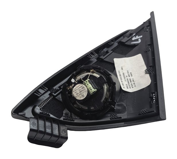 Thumbnail 4: 2012 MERCEDES E350 (W212) FRONT LEFT DOOR TRIANGLE TWEETER HARMAN KARDON