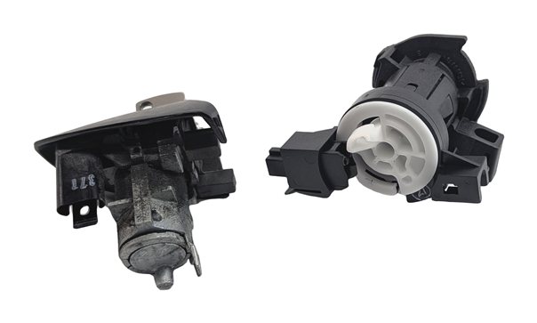 Thumbnail 5: 2012 MERCEDES E350 (W212) FRONT LEFT DRIVER DOOR TRUNK LOCK CYLINDER SET w/ KEY