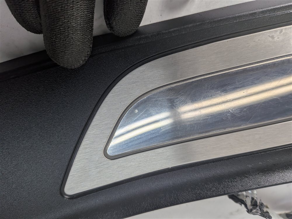 Thumbnail 10: 2013 BMW 650I GRAN COUPE F06 ILLUMINATED LED DOOR SILL SCUFF PLATE SET/4