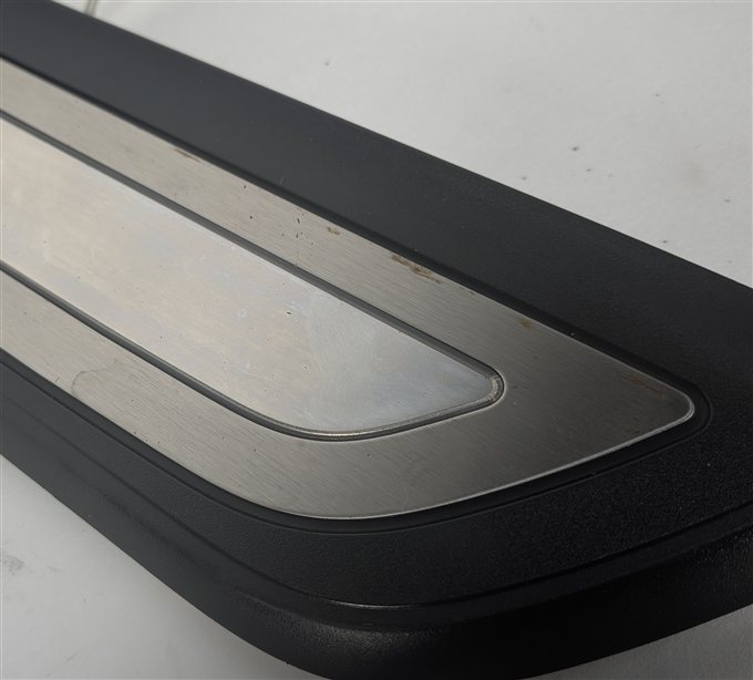 Thumbnail 11: 2013 BMW 650I GRAN COUPE F06 ILLUMINATED LED DOOR SILL SCUFF PLATE SET/4