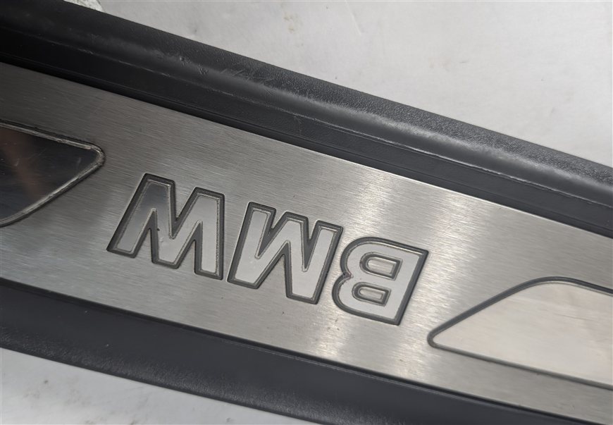 Thumbnail 9: 2013 BMW 650I GRAN COUPE F06 ILLUMINATED LED DOOR SILL SCUFF PLATE SET/4