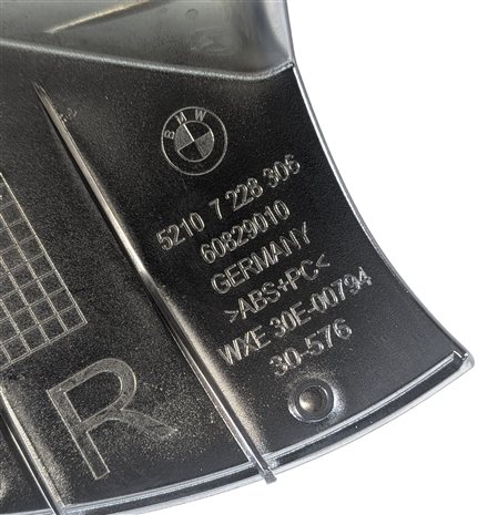 Thumbnail 8: 2013 BMW 650I F06 FRONT RIGHT SEAT BELT GUIDE COVER w/ADJUSTMENT SWITCH (SILVER)