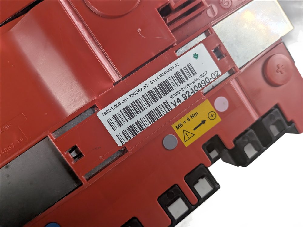 Thumbnail 7: 2013 BMW 650I GRAN COUPE F06 4.4L REAR BATTERY POWER DISTRIBUTION FUSE BOX