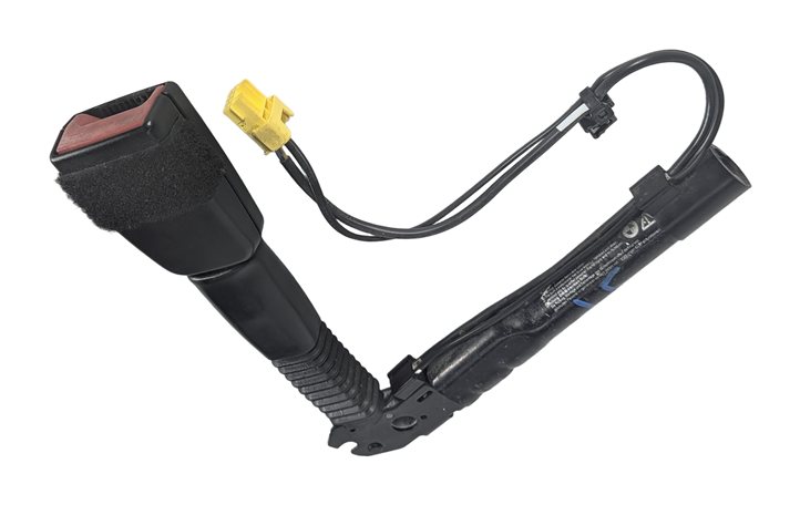 12-19 BMW 4 6 SERIES M4 M6 (F06 F12 F13 F32) LEFT FRONT DRIVER SEATBELT RECEIVER