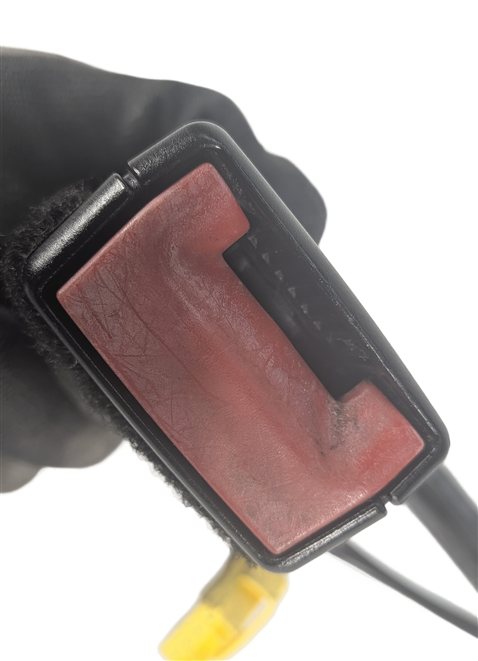 Thumbnail 6: 12-19 BMW 4 6 SERIES M4 M6 (F06 F12 F13 F32) LEFT FRONT DRIVER SEATBELT RECEIVER