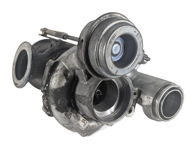 Thumbnail 3: 2013-2019 BMW 550i 550iGT 650i 750i X5 X6 4.4L N63 ENGINE LEFT TURBOCHARGER