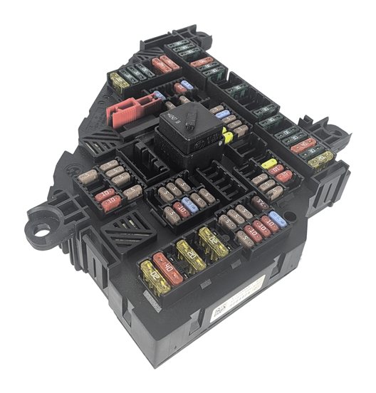 2012-2017 BMW 5 6 7 (F01 F06 F10) FRONT POWER DISTRIBUTION RELAY FUSE BOX