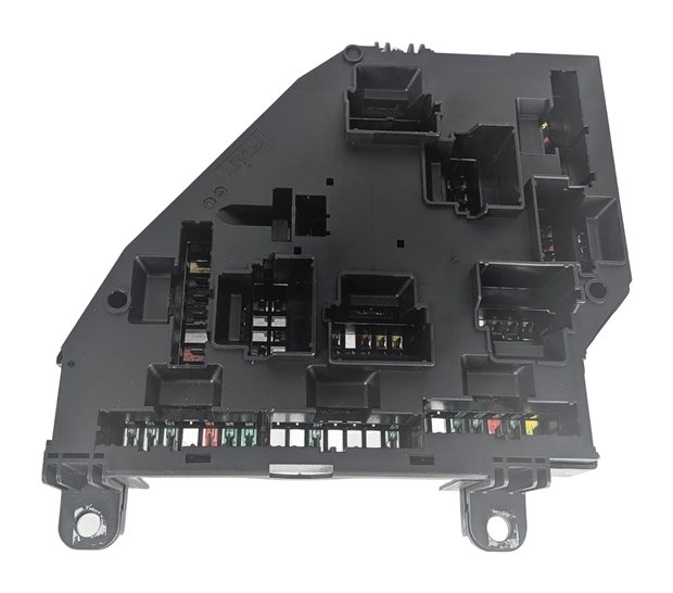 Thumbnail 4: 2012-2017 BMW 5 6 7 (F01 F06 F10) FRONT POWER DISTRIBUTION RELAY FUSE BOX